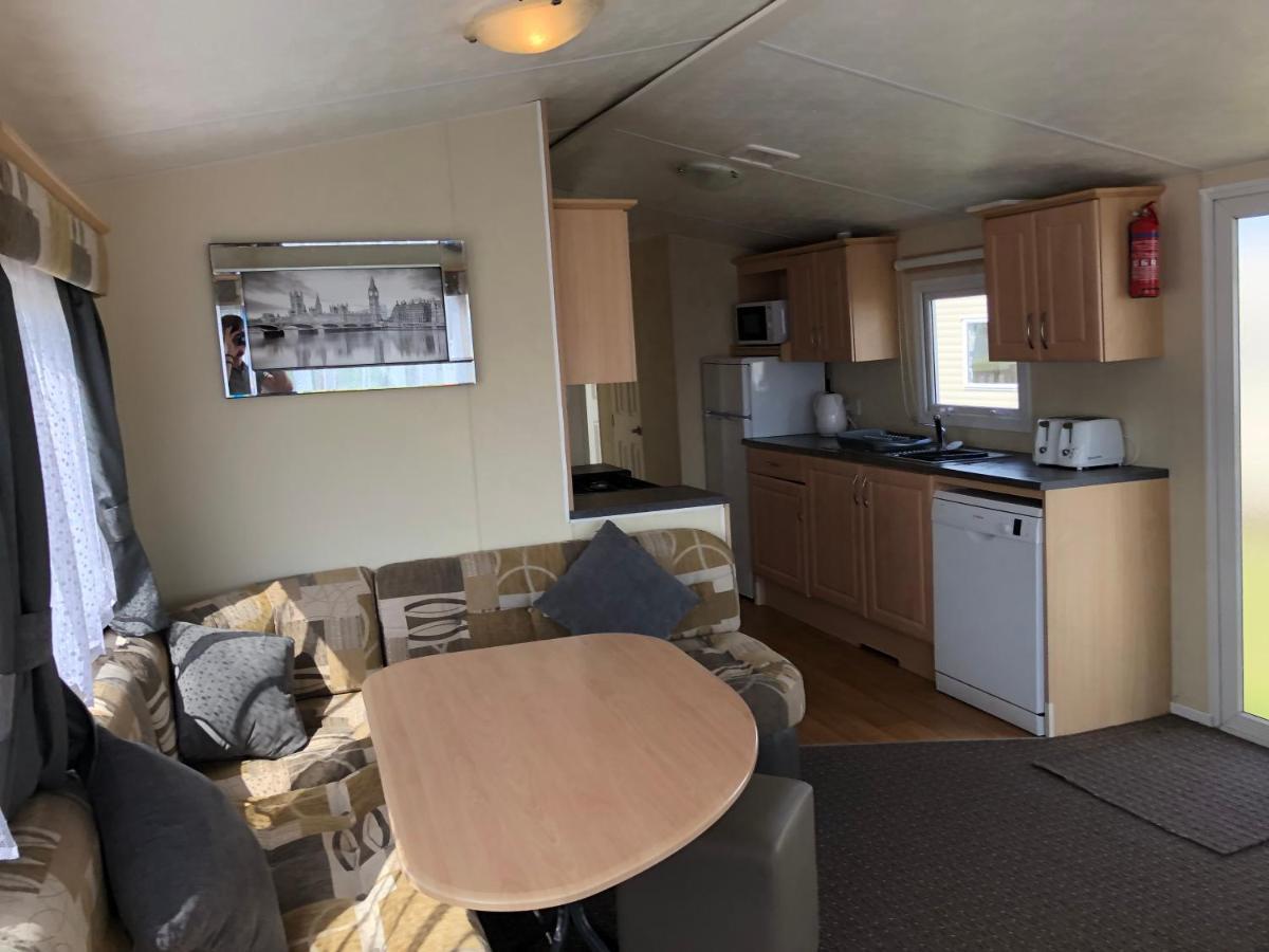 4 Bedroom 10 Berth Caravans With Hot Tub ,Mountain Bikes Tattershall Lakes Exterior foto